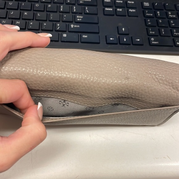 Tory Burch wallet - Picture 4 of 4